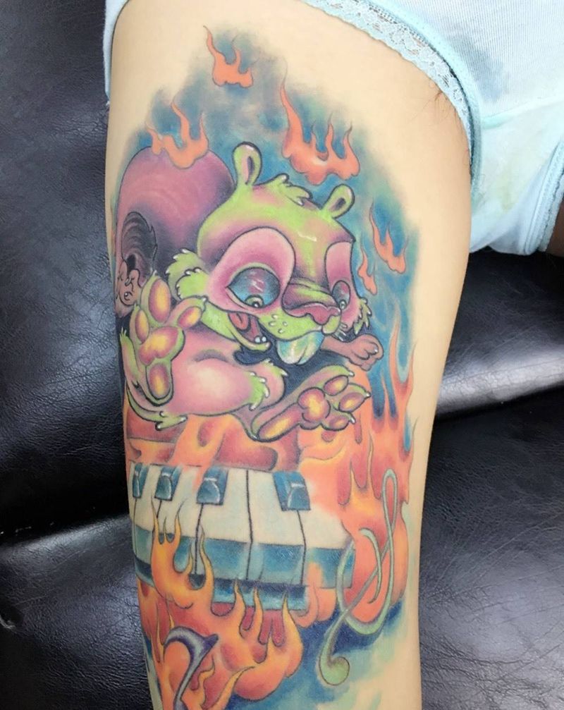 钢琴纹身图片_成品腿部原创纹身图案