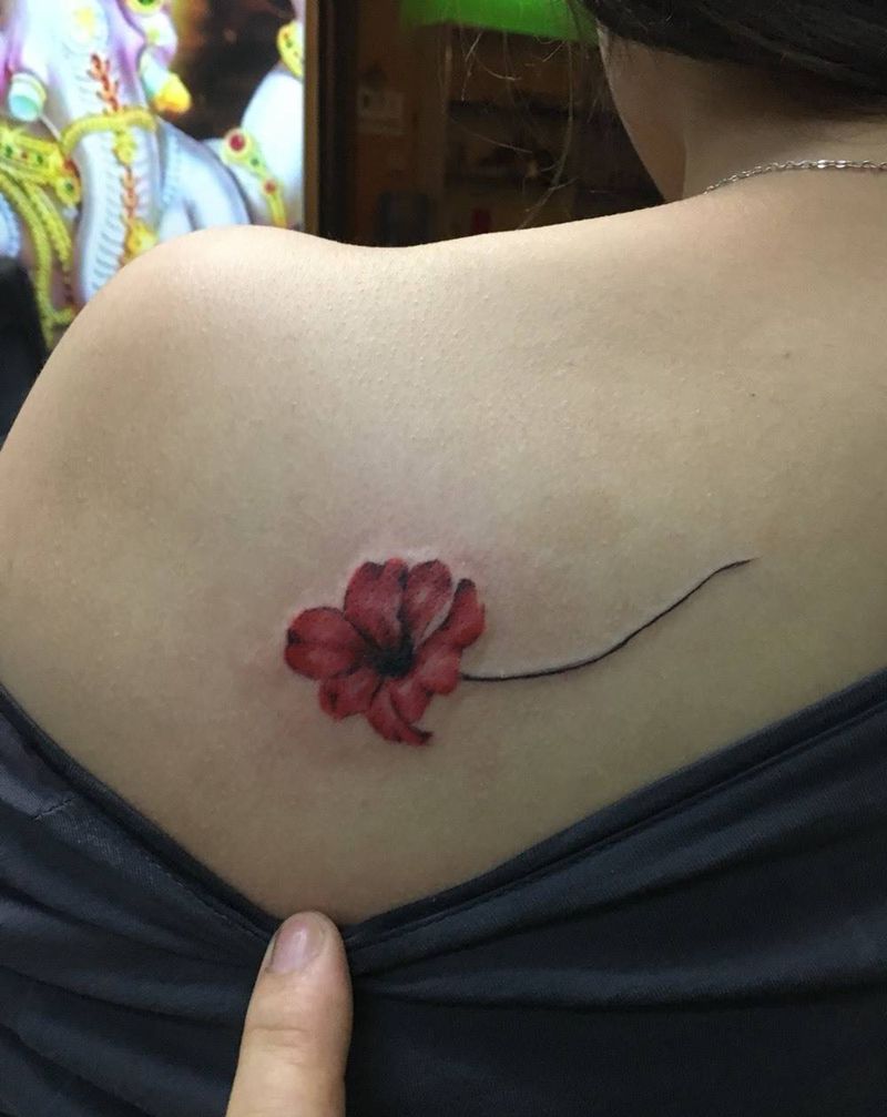 小花纹身图片_成品肩部清新植物纹身图案