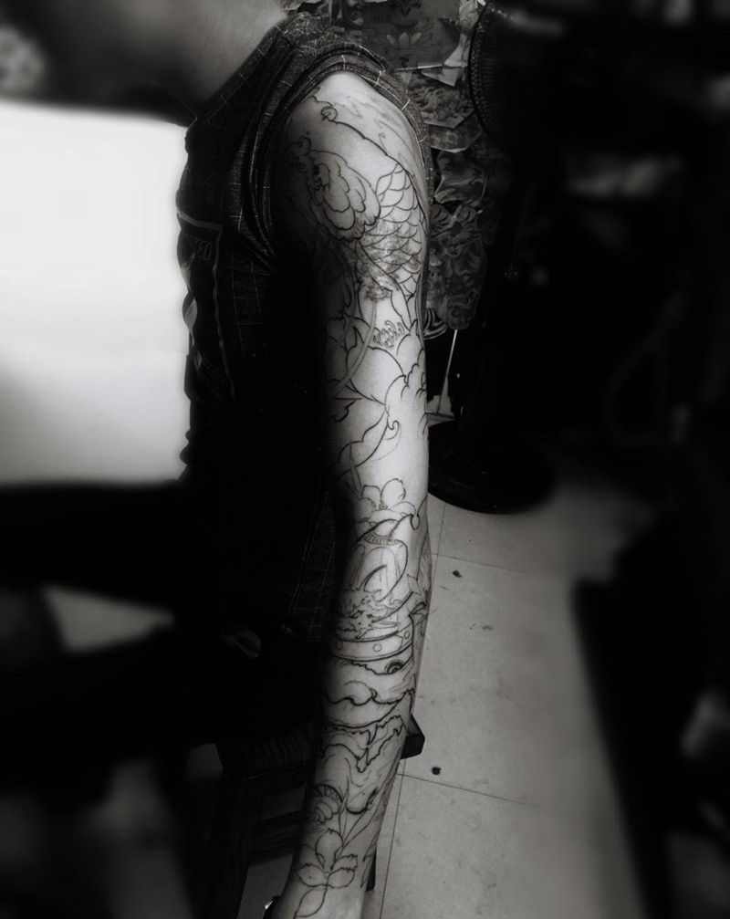 花臂——线纹身图片