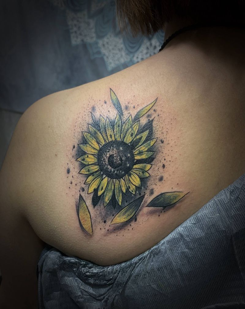 遮盖纹身图片_背部点刺遮盖纹身图案