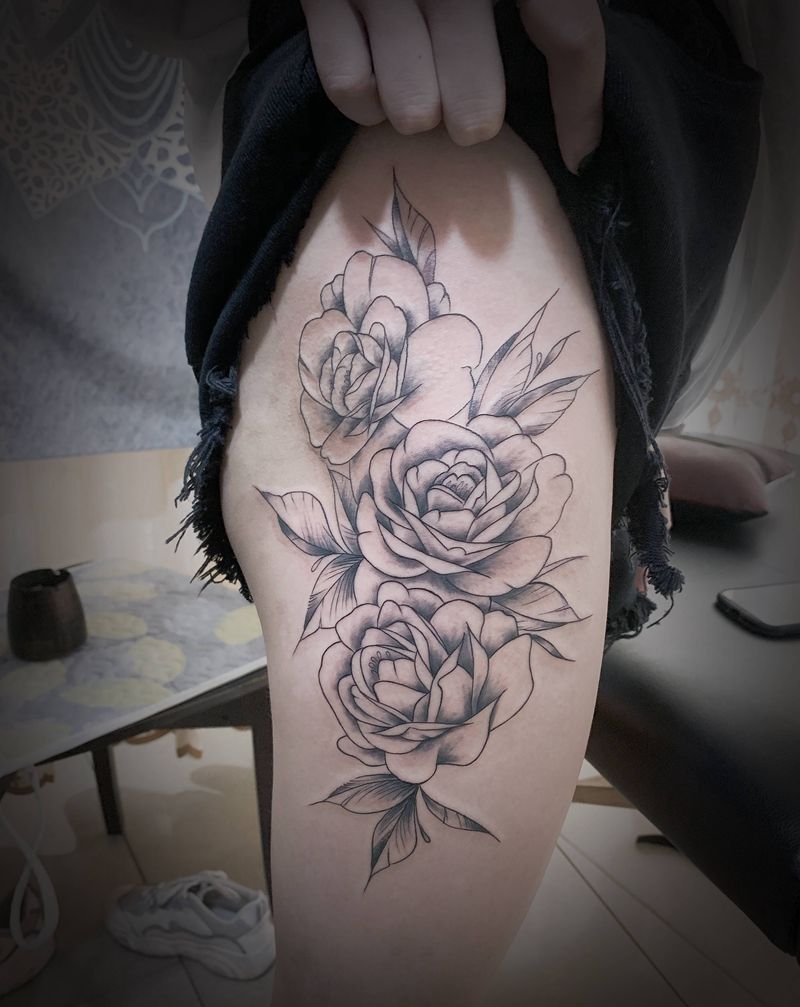 花纹身图片_腿部纹身图案