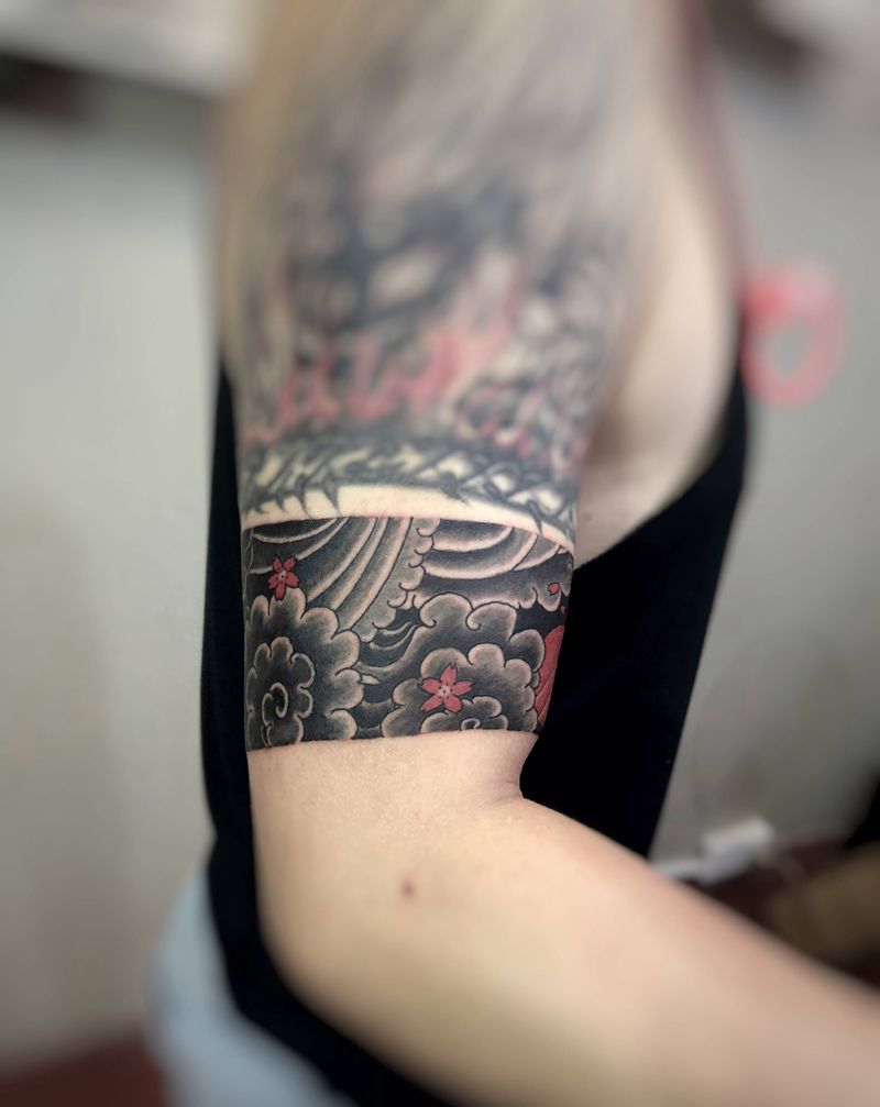 老传统纹身图片_手臂老传统纹身图案