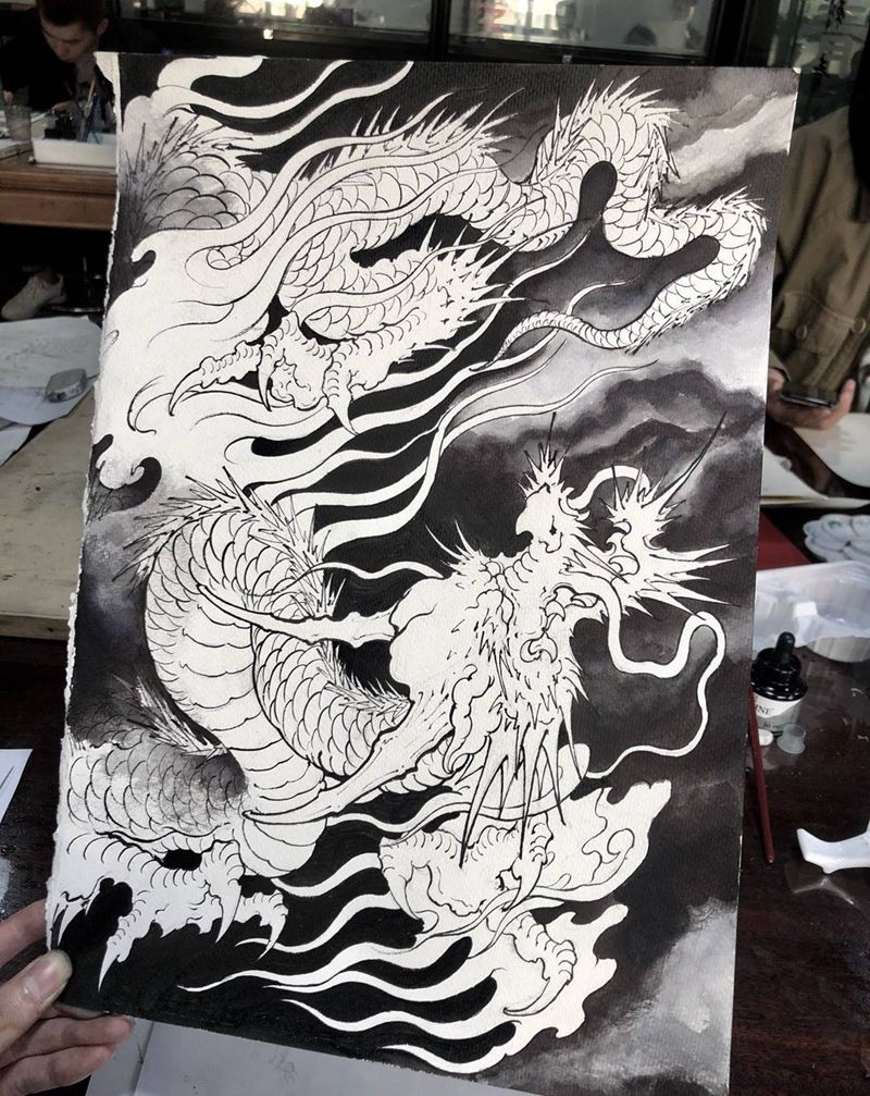 龙 背景 线纹身图片