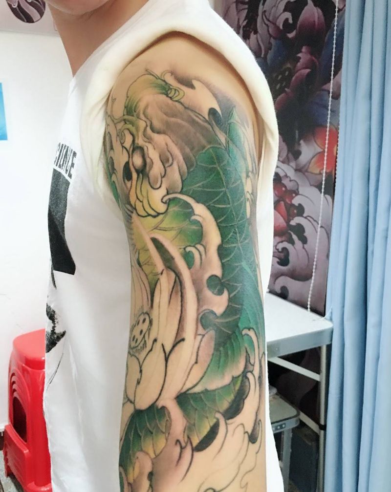 绿鲤鱼纹身图片