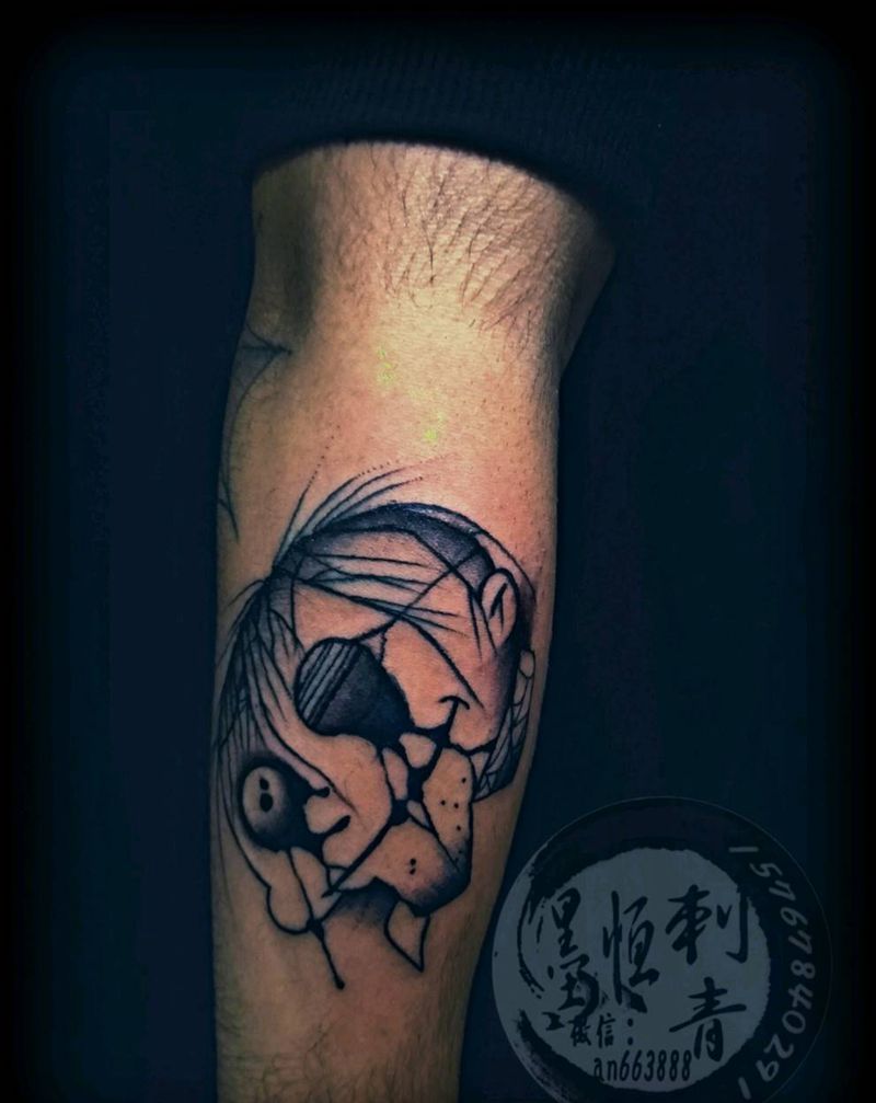 小精灵纹身图片_手部新传统纹身图案