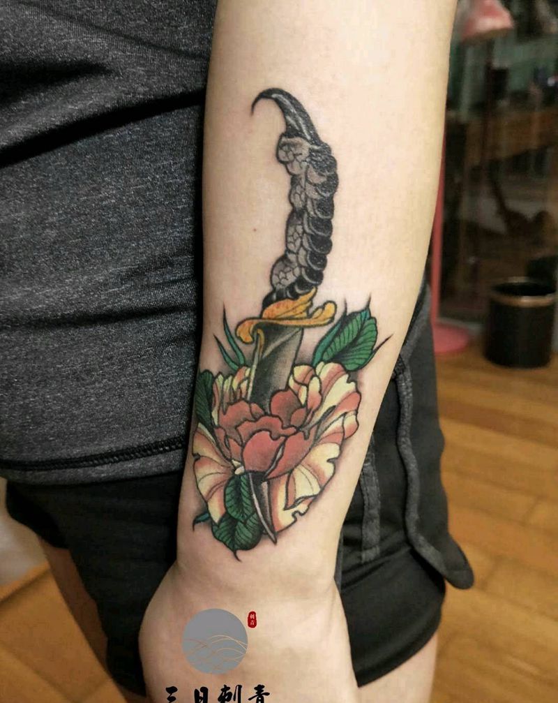 new school纹身图片