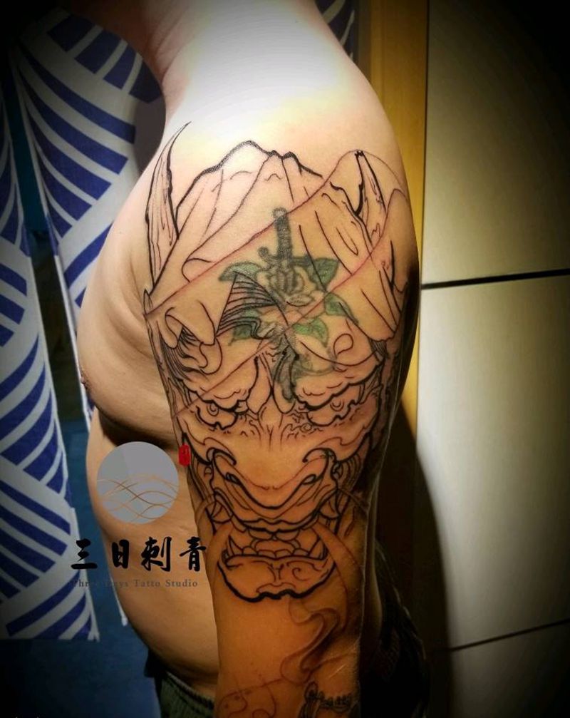 花臂割线纹身图片