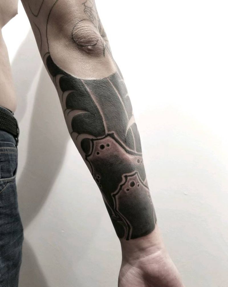 花臂进行中纹身图片