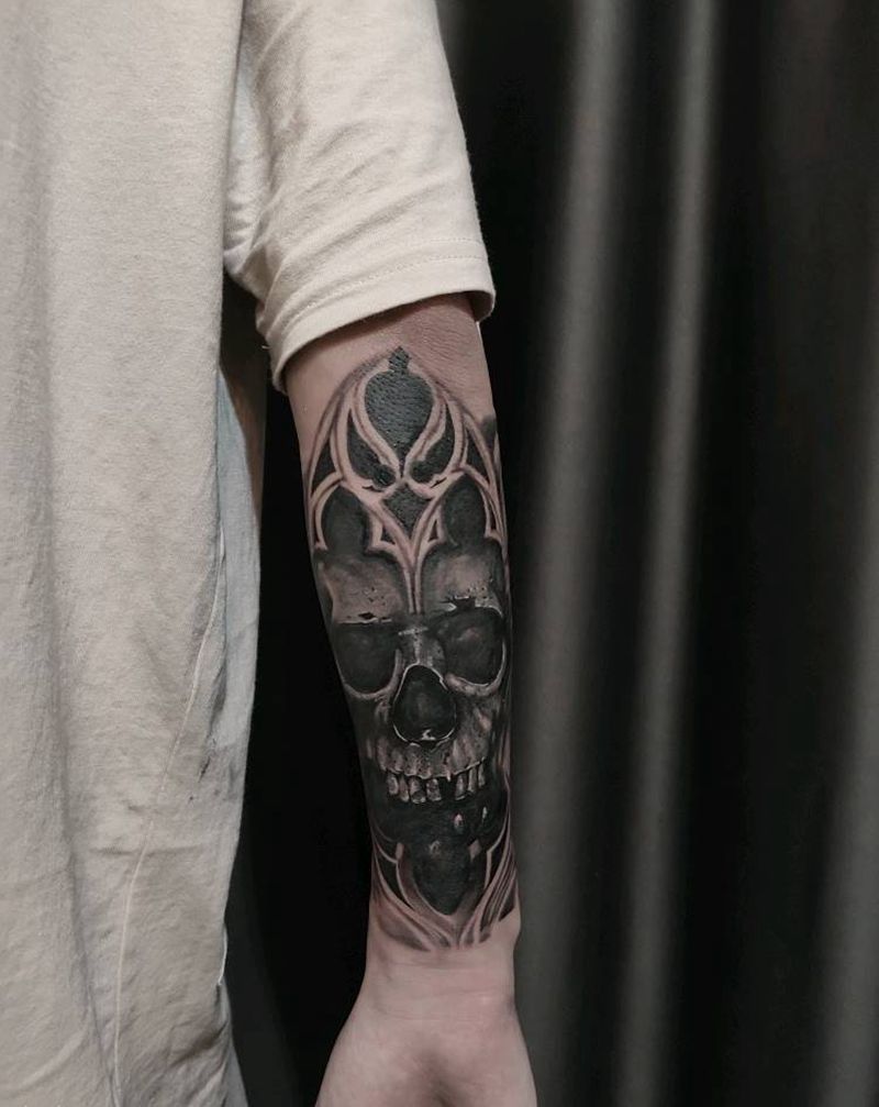 教堂骷髅纹身图片_手臂欧美写实纹身图案