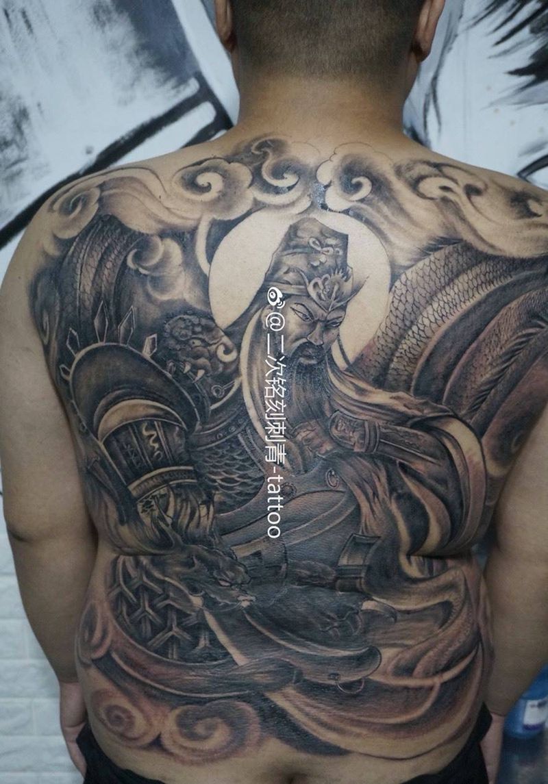 关羽纹身图片_传统背部成品人物纹身图案