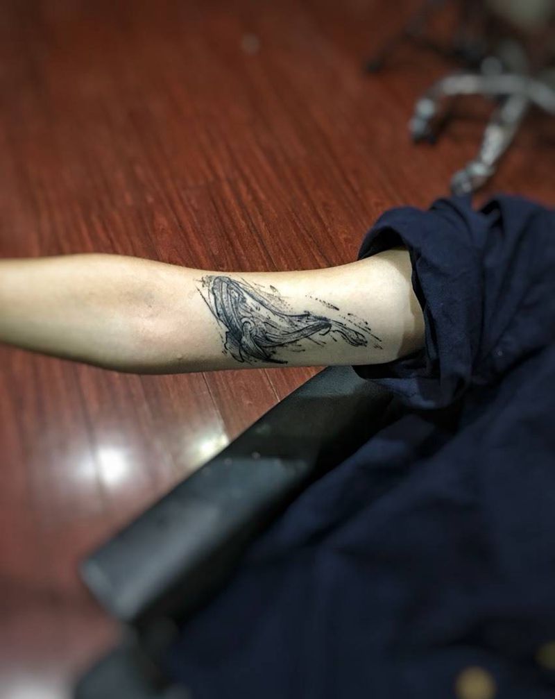 鲸鱼恢复后效果纹身图片