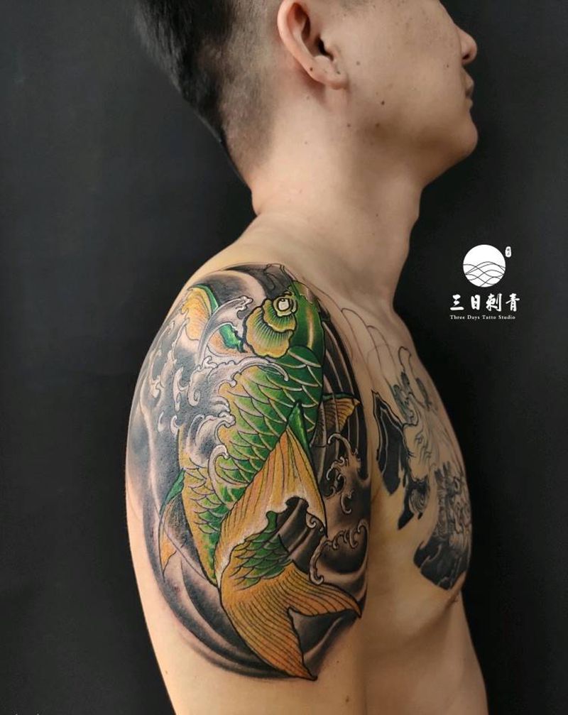鲤鱼纹身图片_手臂纹身图案