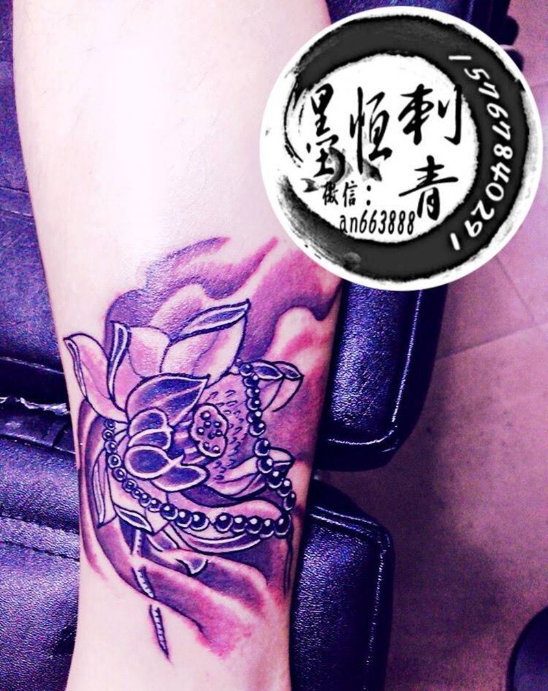 莲花为覆盖图纹身图片