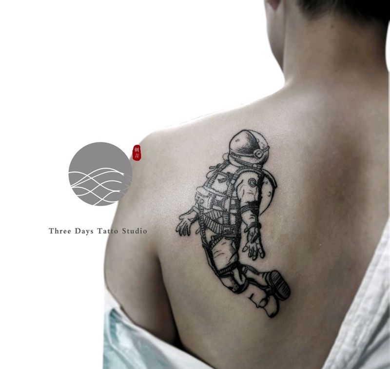 宇航员纹身图片