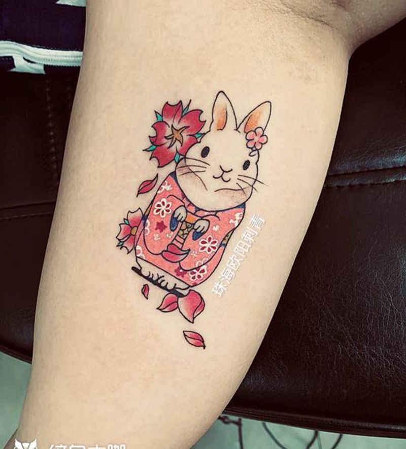 小兔兔纹身图片_手臂纹身图案