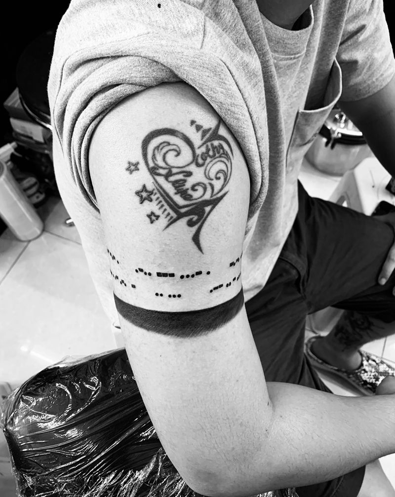 摩斯密码纹身图片_手部纹身图案