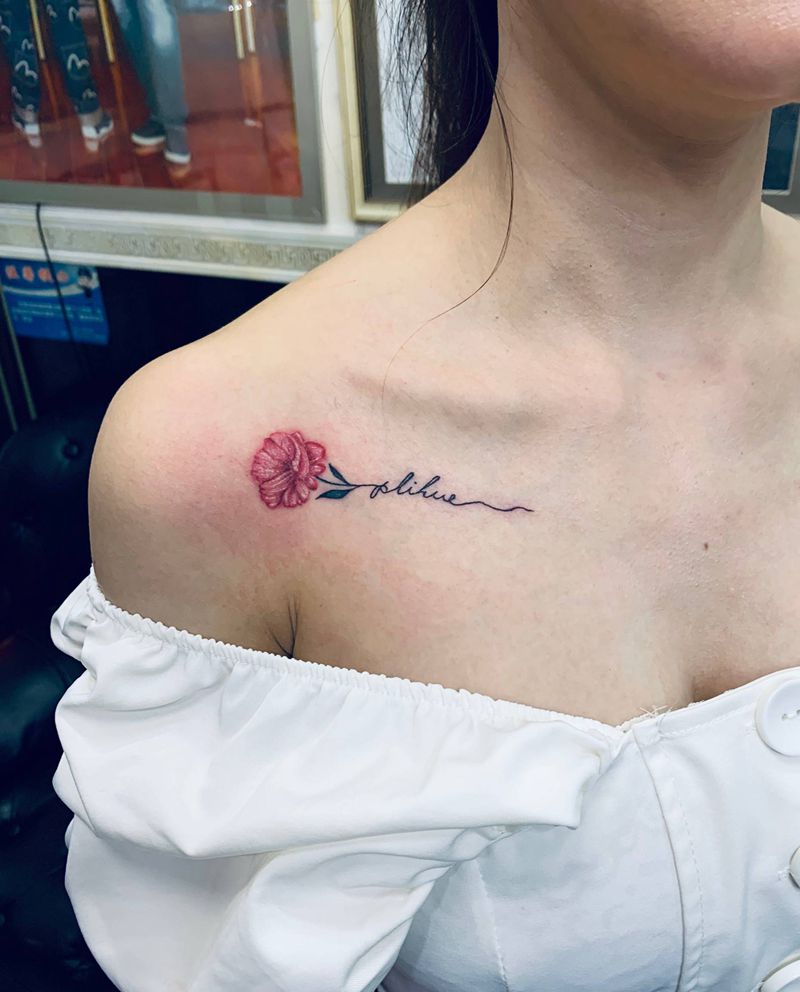 小作纹身图片_胸部纹身图案