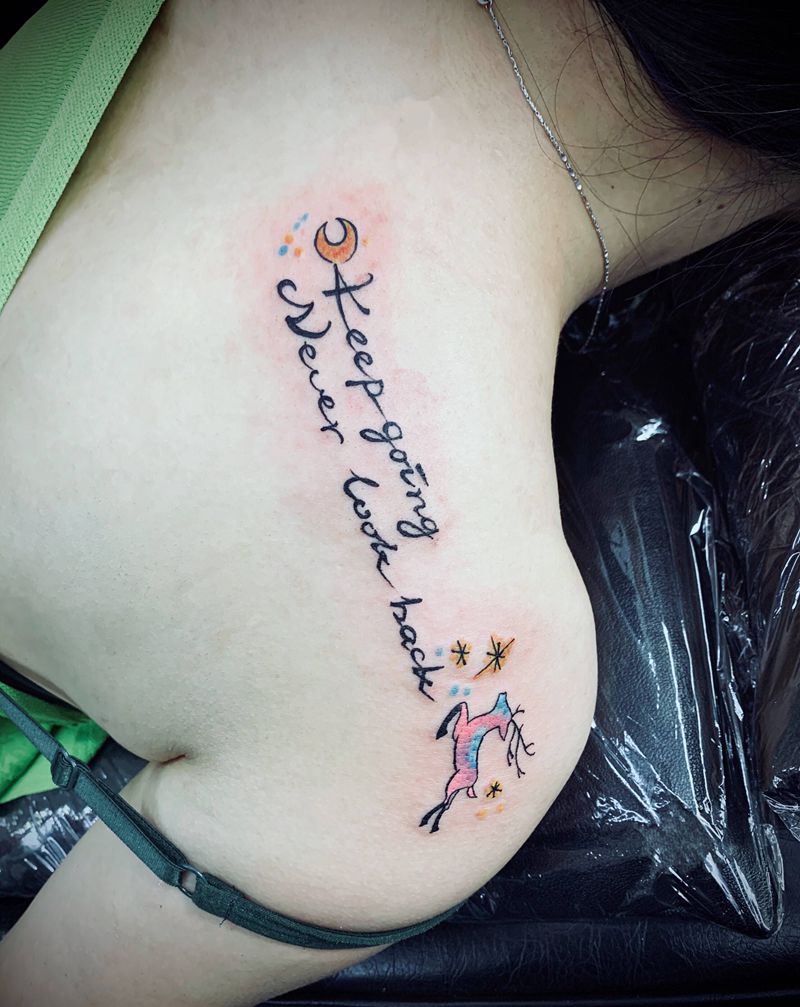 英文作品纹身图片_肩部纹身图案