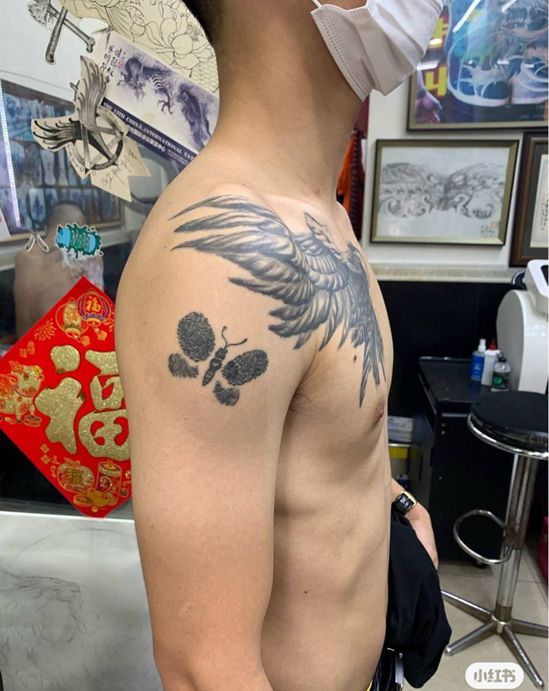 修改作品纹身图片_胸部纹身图案