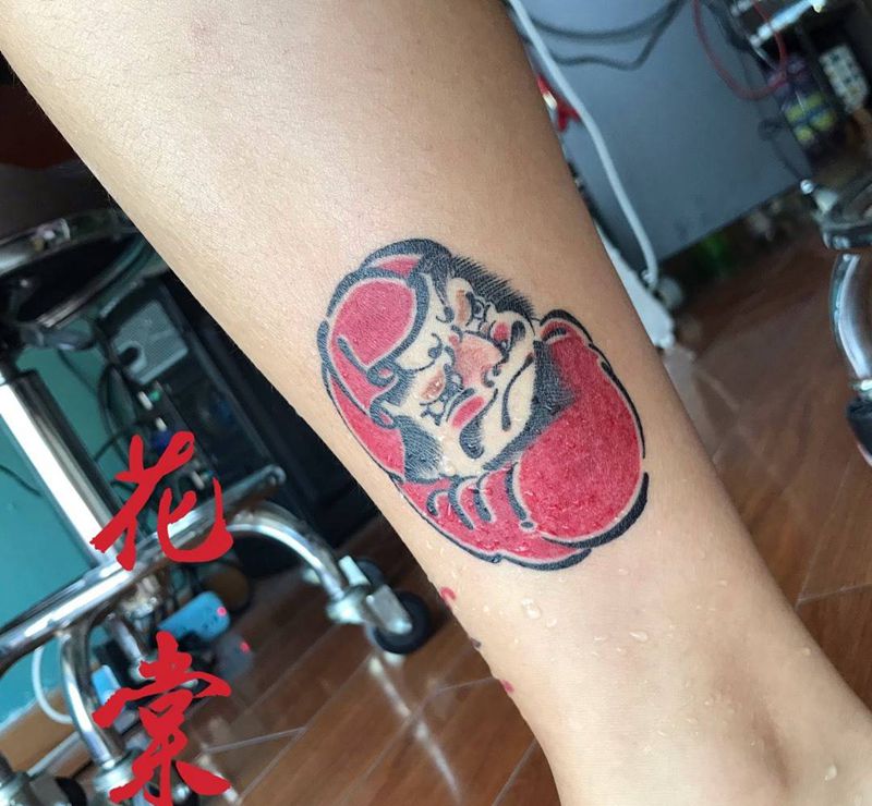 达摩蛋纹身图片_腿部手部新传统老传统达摩蛋日式小图纹身图案