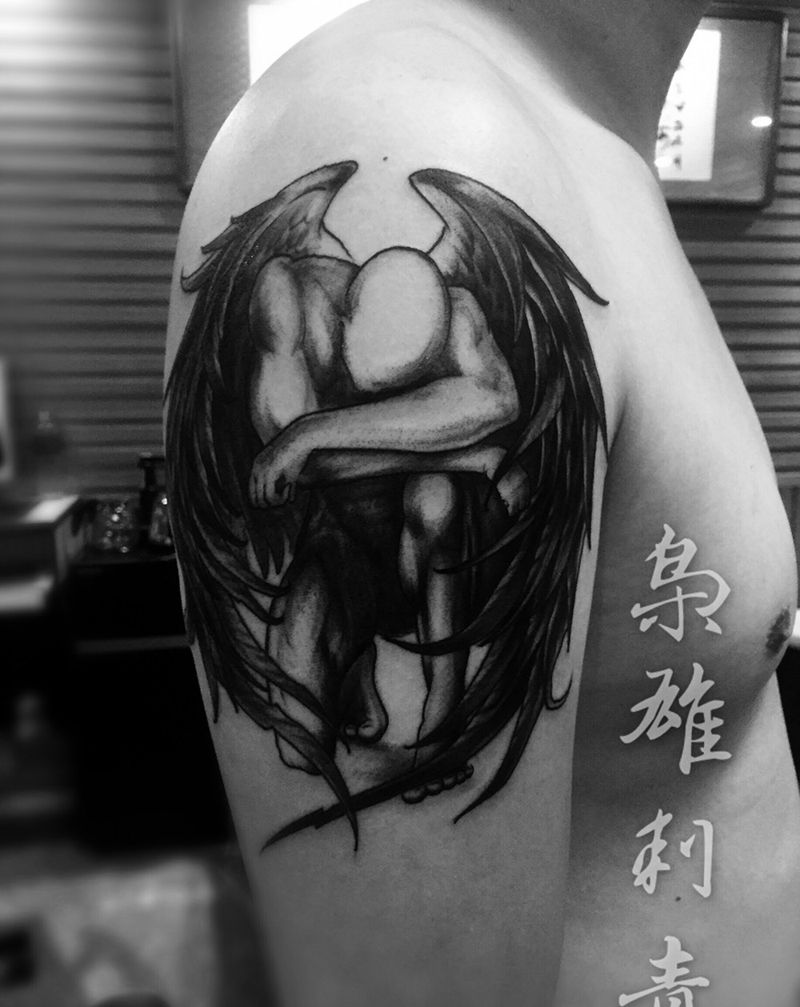 天使纹身图片_成品手臂写实传统欧美人物纹身图案