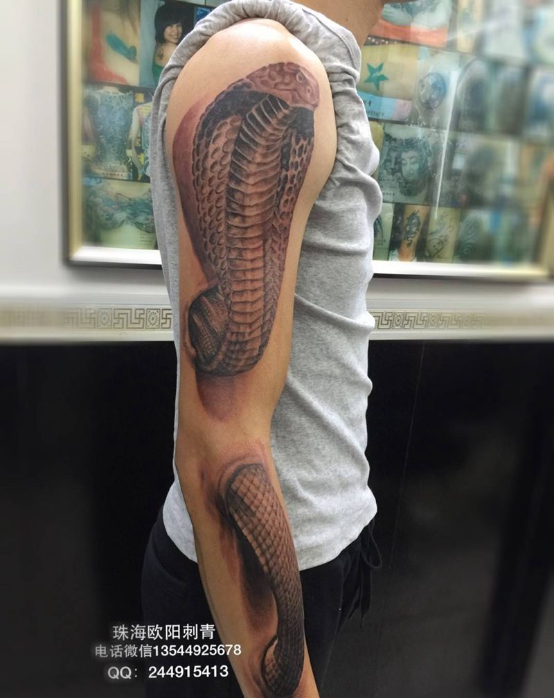 3D眼镜蛇纹身图片