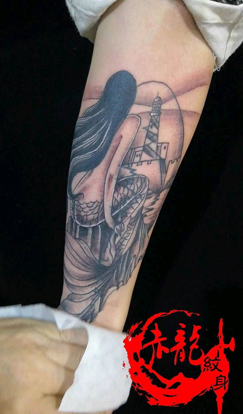 美人鱼纹身图片_手臂新传统纹身图案