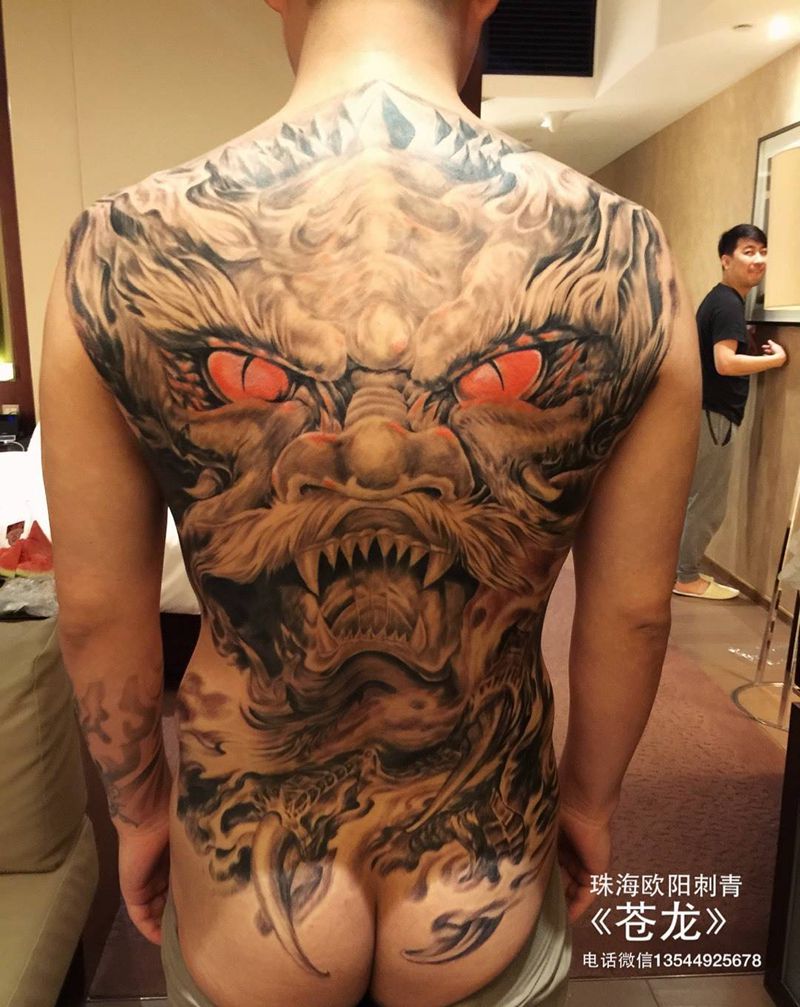 苍龙纹身图片
