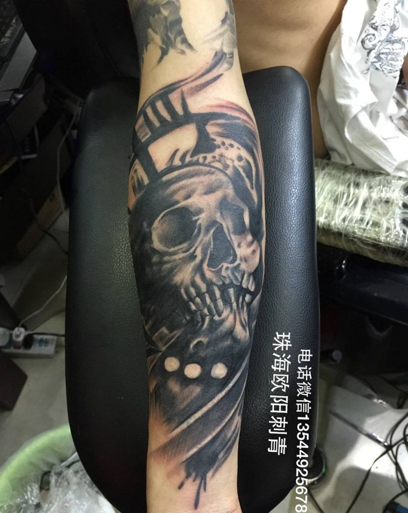 死神纹身图片_成品手部欧美鬼神纹身图案