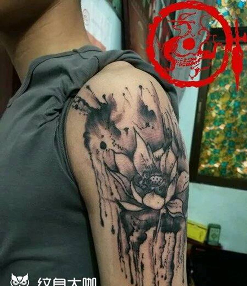 泼墨莲花纹身图片_手臂传统国画植物成品手稿纹身图案