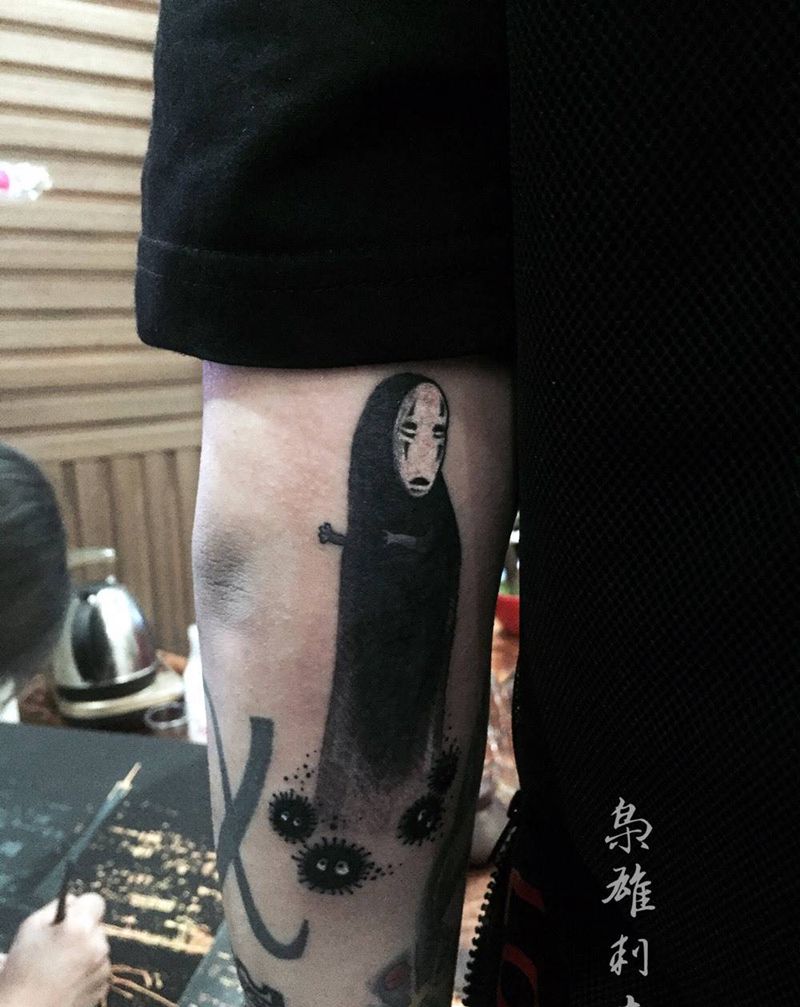 无脸怪纹身图片_成品手臂传统鬼神纹身图案