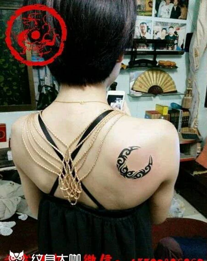 月亮图腾纹身图片_背部欧美图腾成品纹身图案