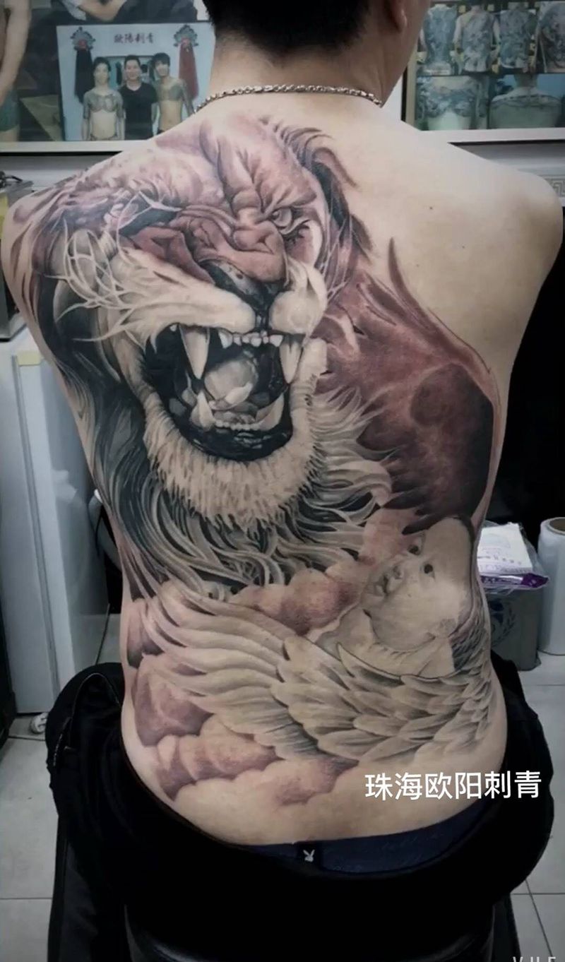 《守护》纹身图片