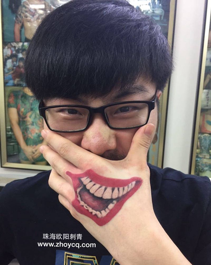 小丑之嘴纹身图片