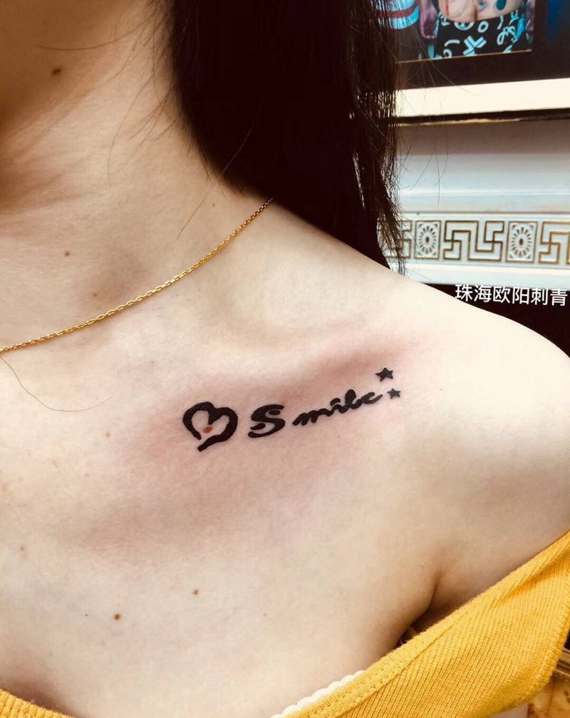 锁骨小作纹身图片