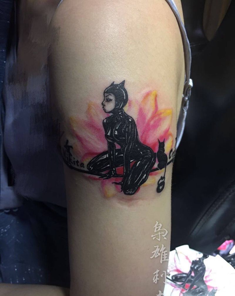 喵星女纹身图片