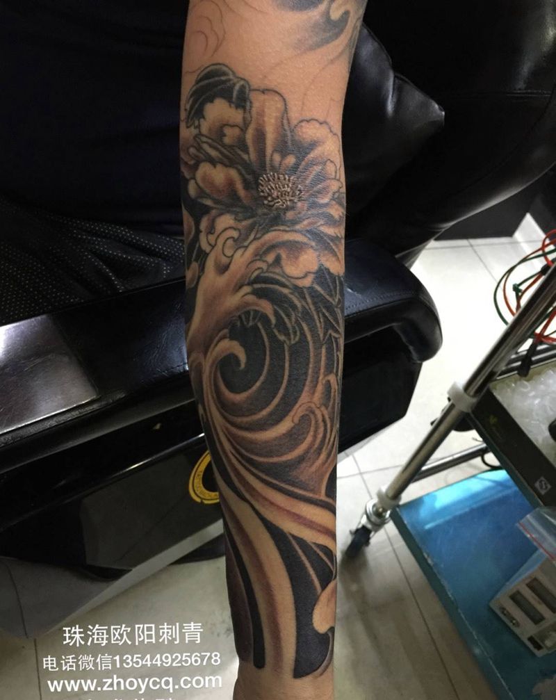 花臂纹身图片_成品手部传统原创纹身图案