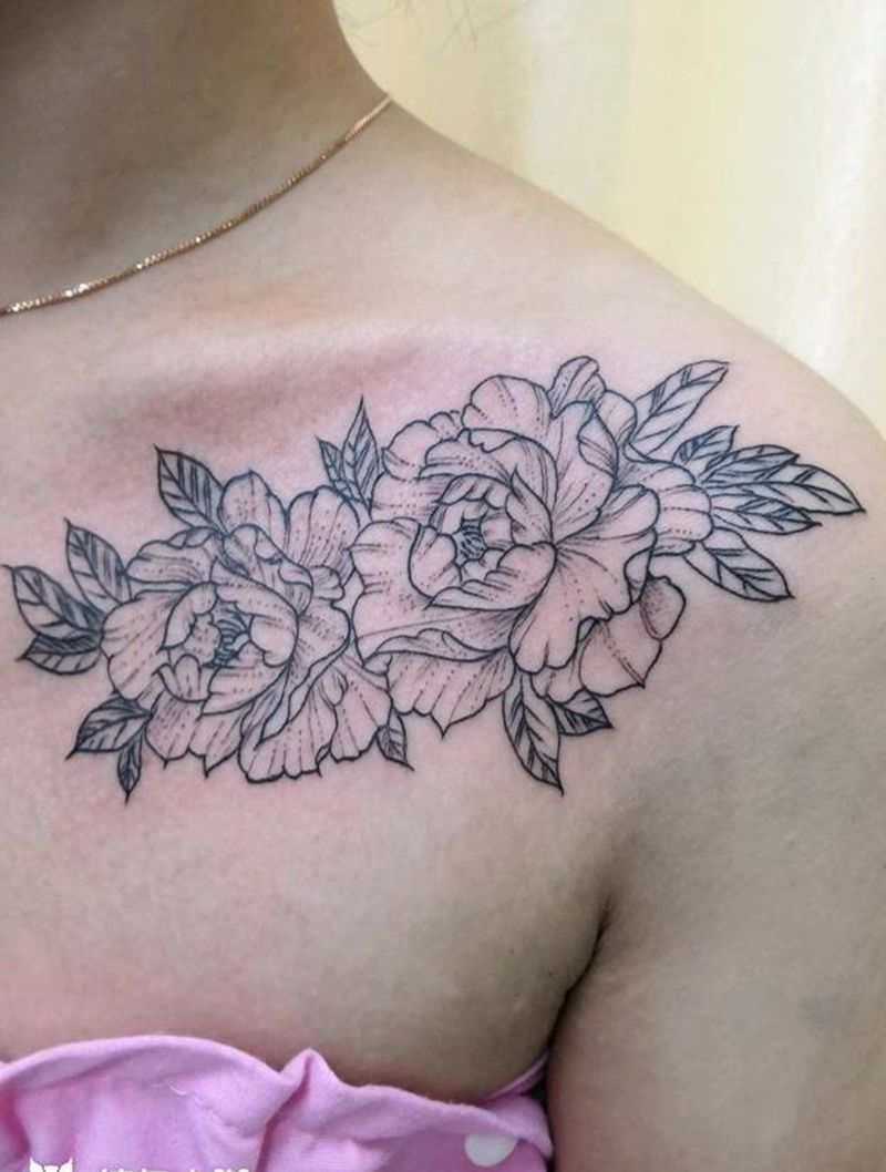 素花纹身图片_肩部素花纹身图案