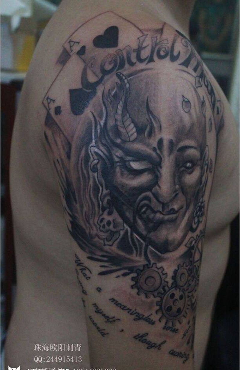 善与恶纹身图片_成品手臂欧美鬼神纹身图案