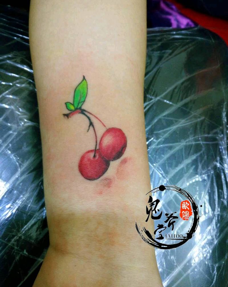 樱桃纹身图片