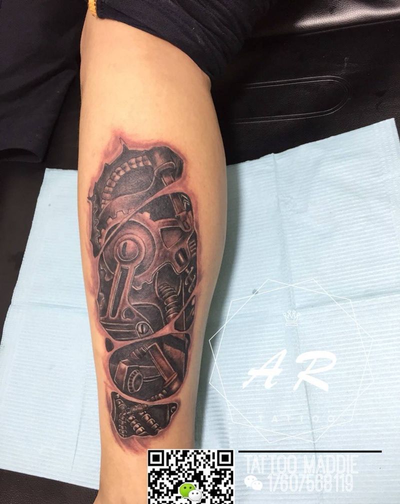 机械，细节还没修好，恢复后继续纹身图片_腿部肖像欧美纹身图案