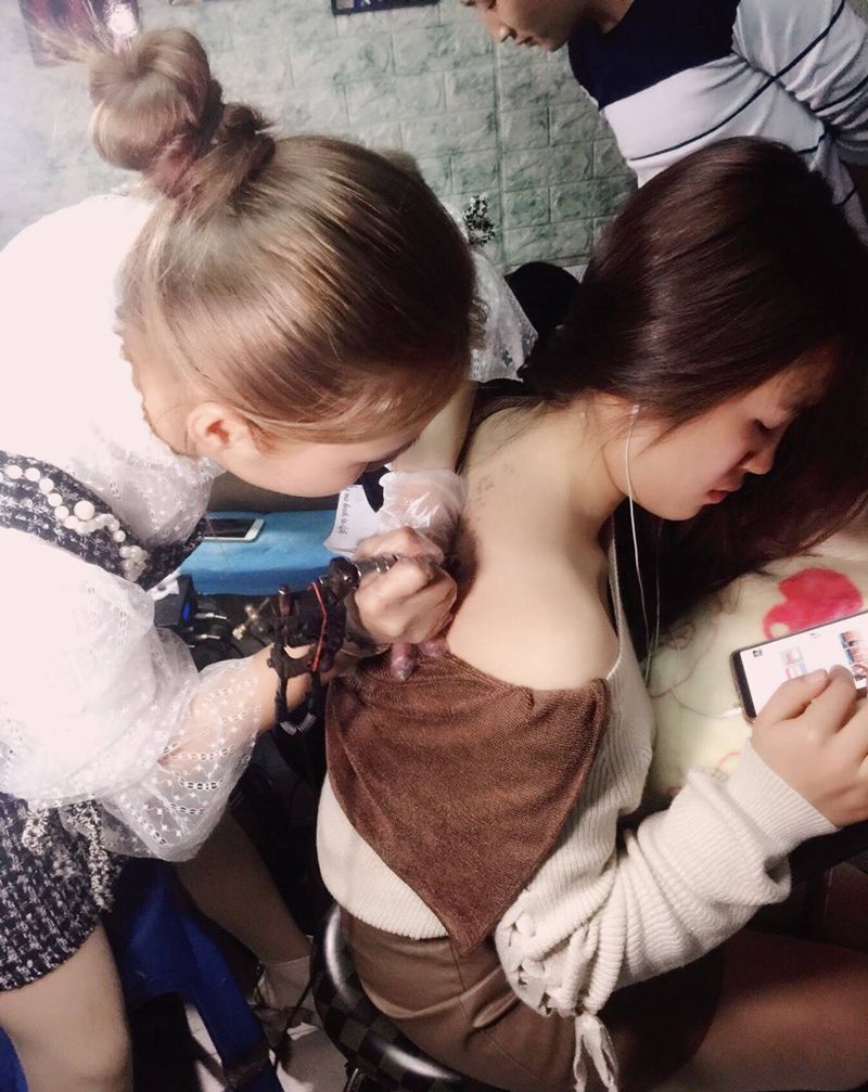 工作花絮纹身图片