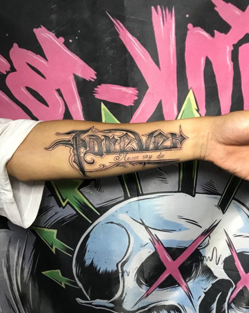 不一样的花体纹身图片