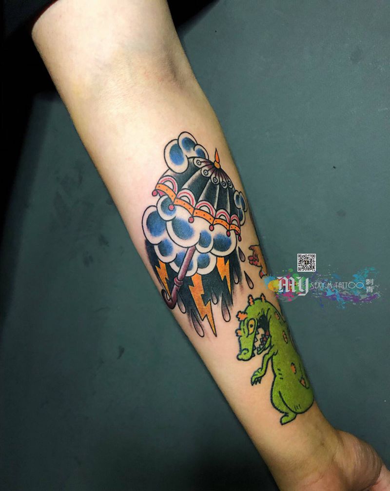 School纹身图片_手部Old School纹身图案