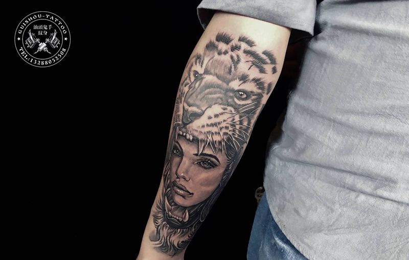 写实老虎纹身图片_欧美写实纹身图案