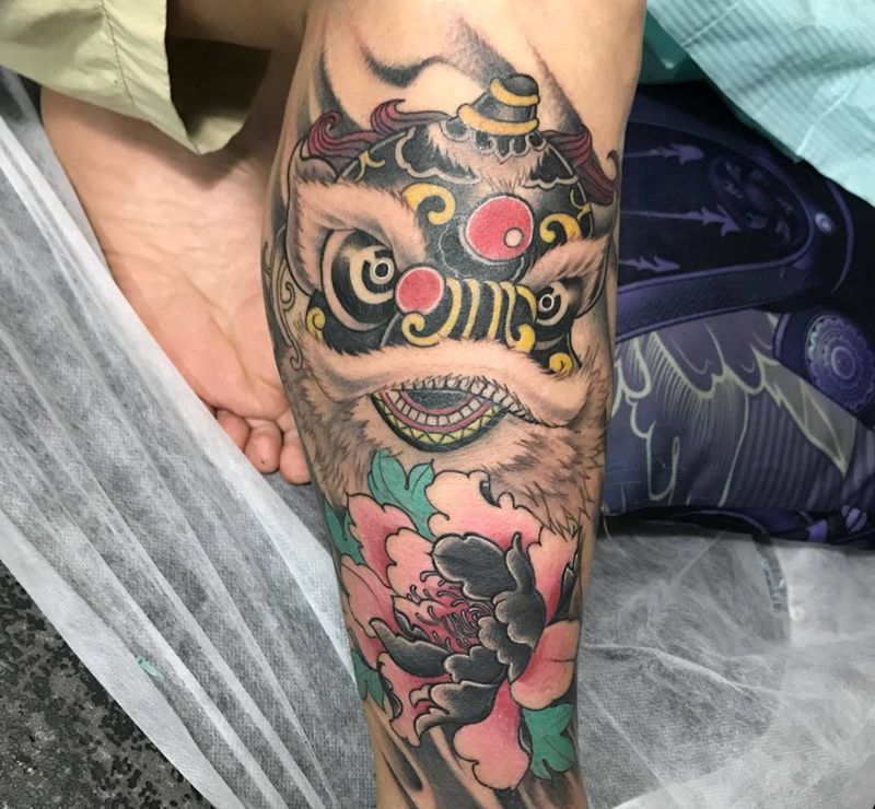 国粹   醒狮纹身图片_成品腿部传统原创动物纹身图案