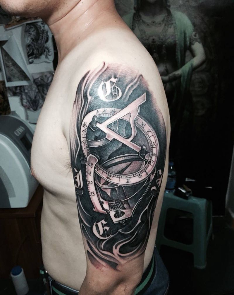 黑灰欧美纹身图片_成品手臂欧美纹身图案