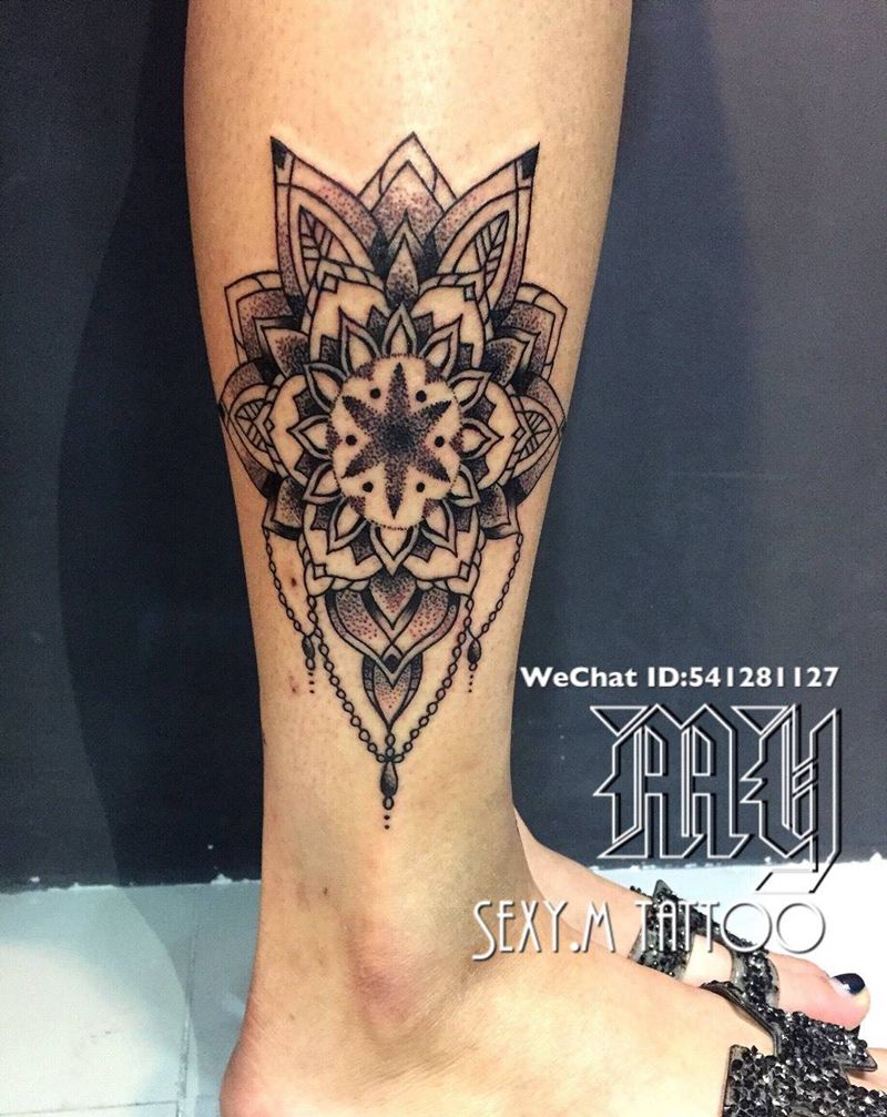 點刺梵花風格纹身图片_成品腿部清新原创纹身图案