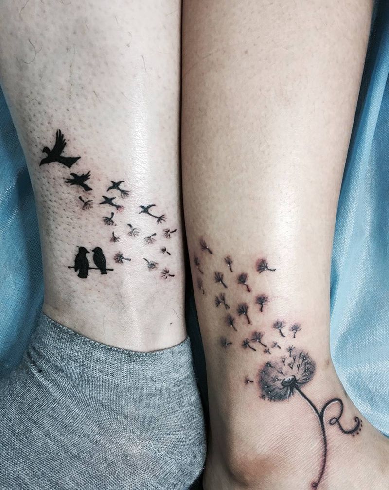 根据客户的想法现场设计的情侣纹身纹身图片