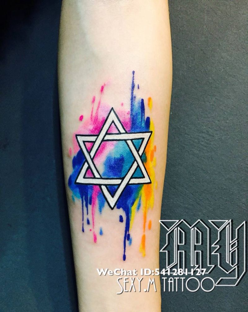 水彩纹身图片_成品手部欧美清新原创纹身图案